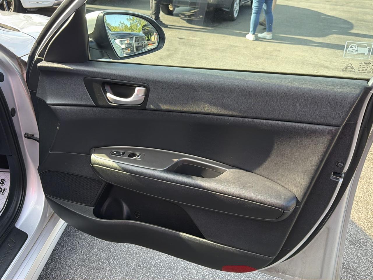 Kia Optima 4dr Sdn LX 2016