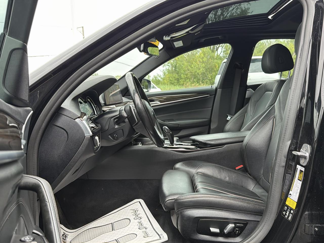 BMW 5 Series 530i xDrive Sedan 2019