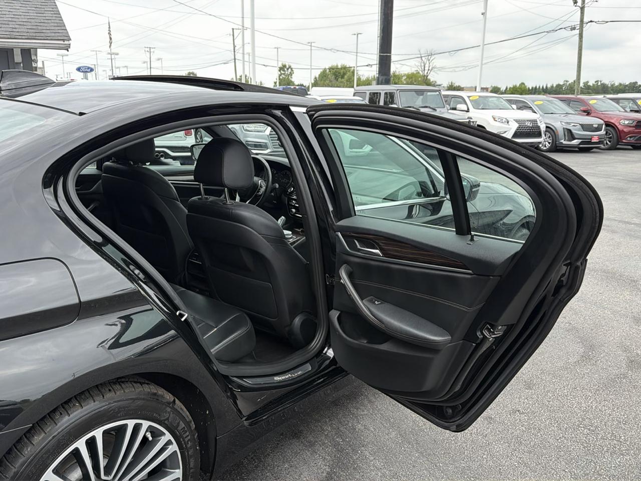 BMW 5 Series 530i xDrive Sedan 2019