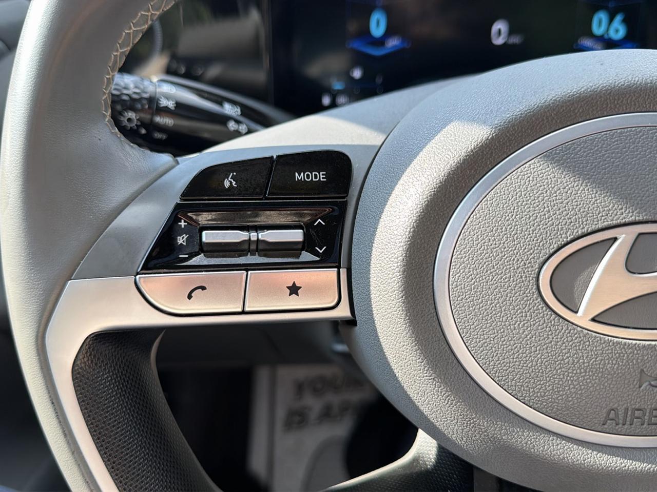 Hyundai Elantra SEL Convenience IVT 2025