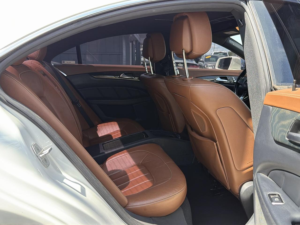 Mercedes-Benz CLS-Class 4dr Sdn CLS 400 4MATIC 2015