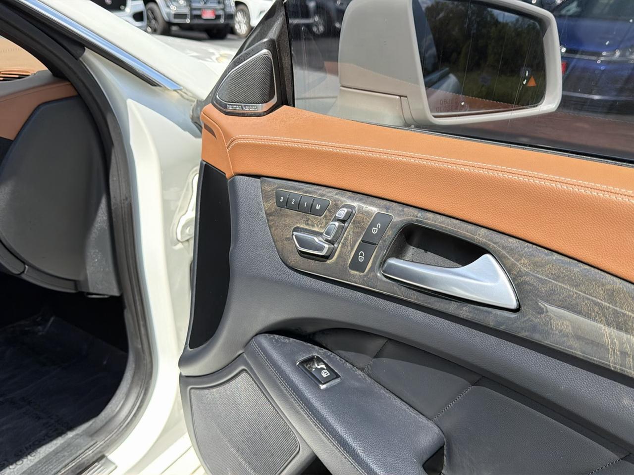 Mercedes-Benz CLS-Class 4dr Sdn CLS 400 4MATIC 2015