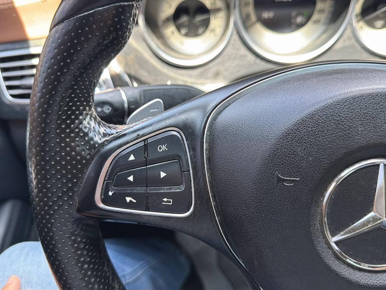 Mercedes-Benz CLS-Class 4dr Sdn CLS 400 4MATIC 2015