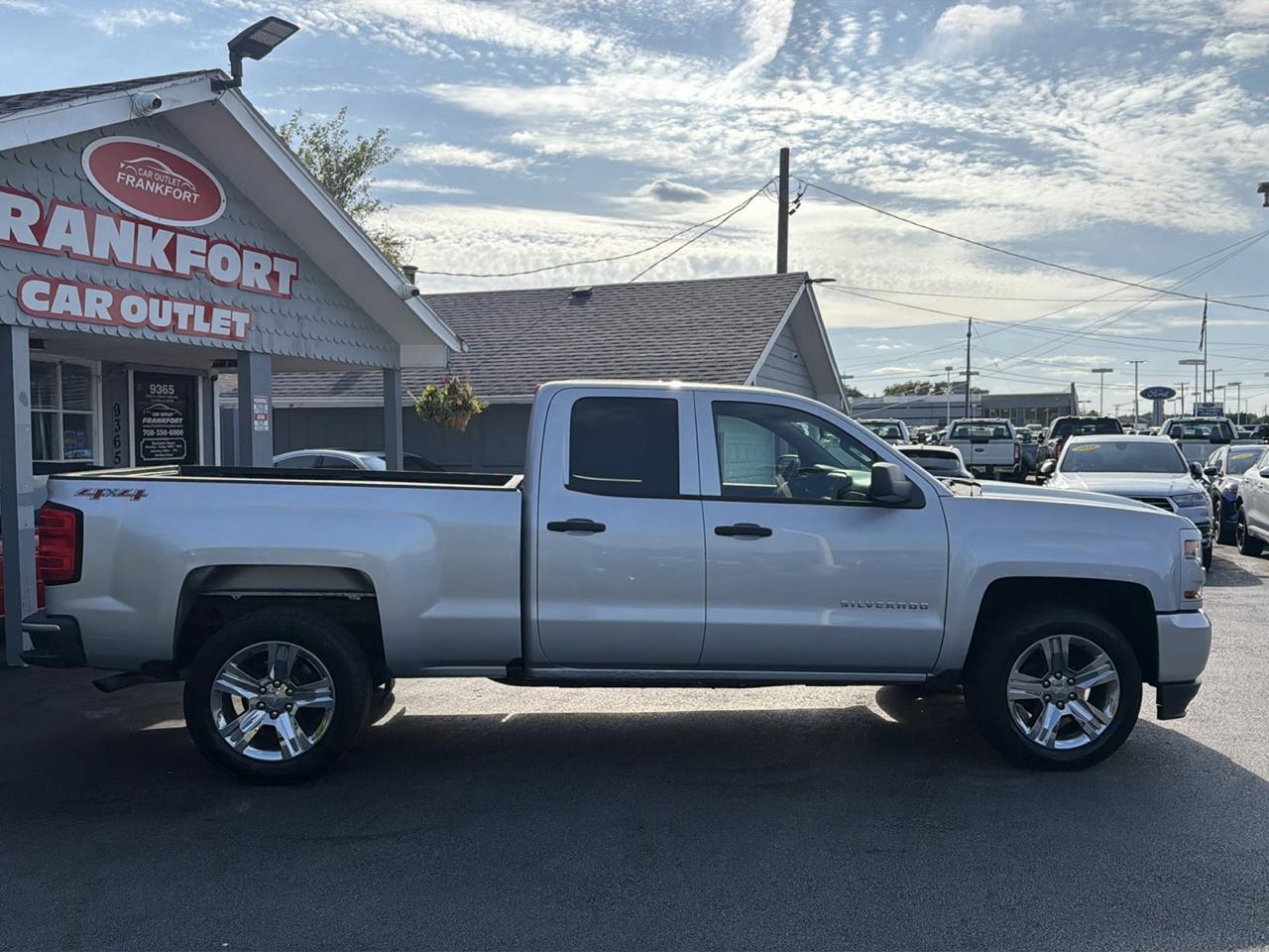 Chevrolet Silverado 1500 4WD Double Cab 143.5" Custom 2016