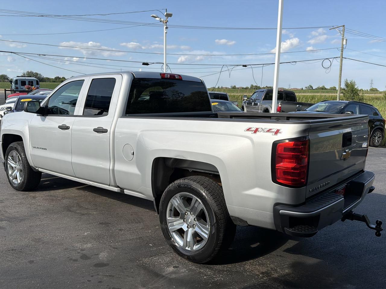 Chevrolet Silverado 1500 4WD Double Cab 143.5" Custom 2016