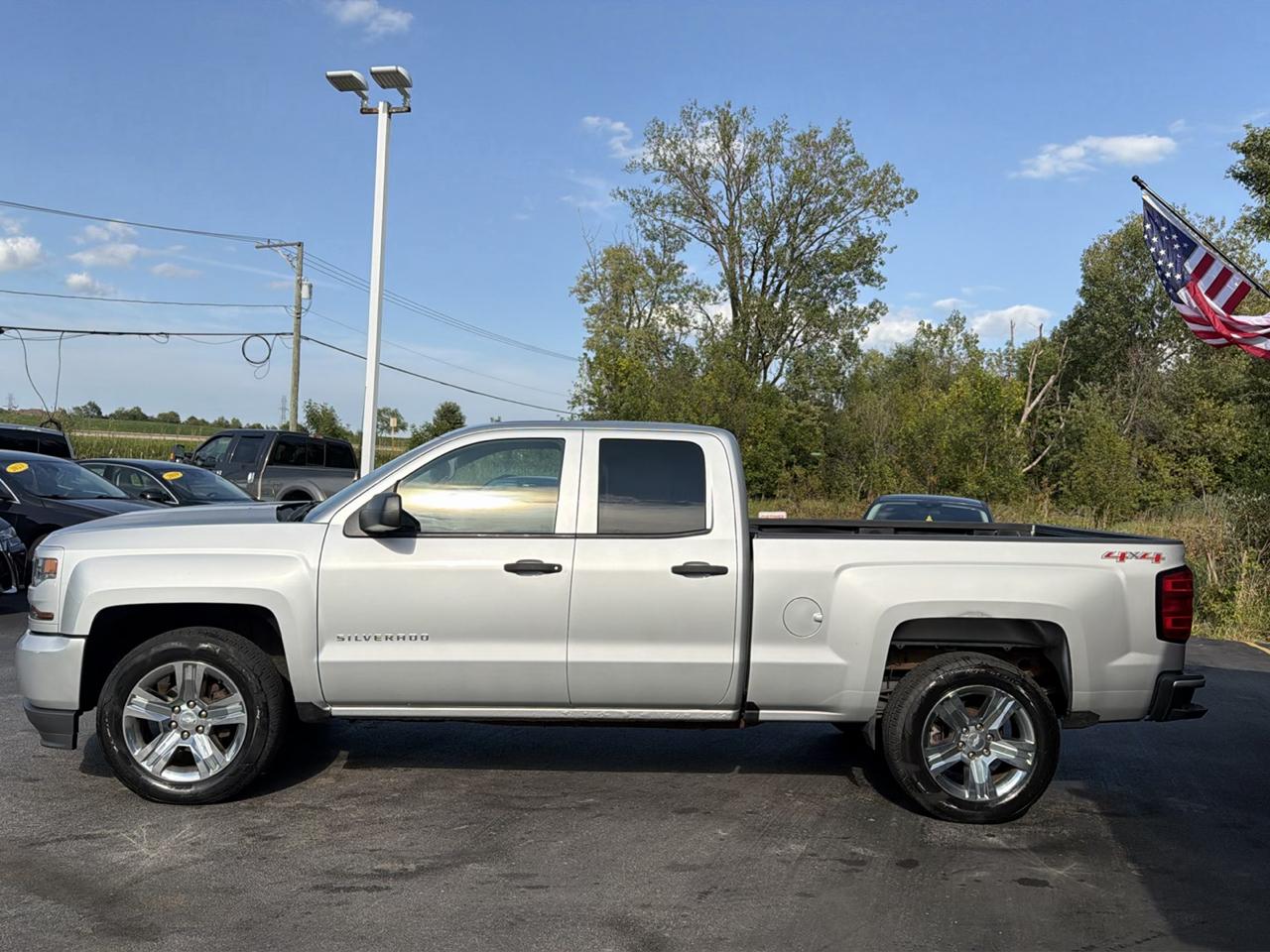 Chevrolet Silverado 1500 4WD Double Cab 143.5" Custom 2016