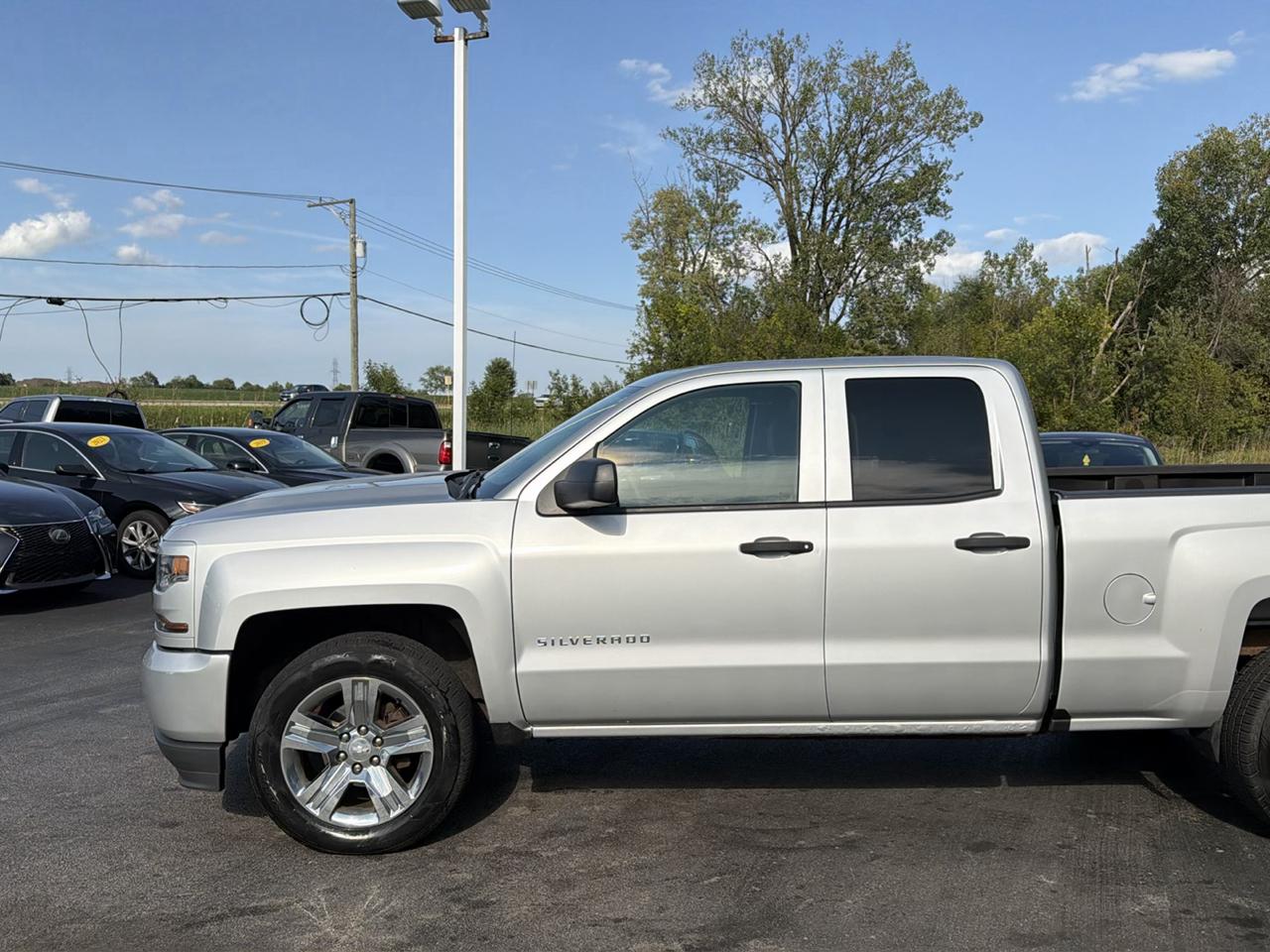 Chevrolet Silverado 1500 4WD Double Cab 143.5" Custom 2016