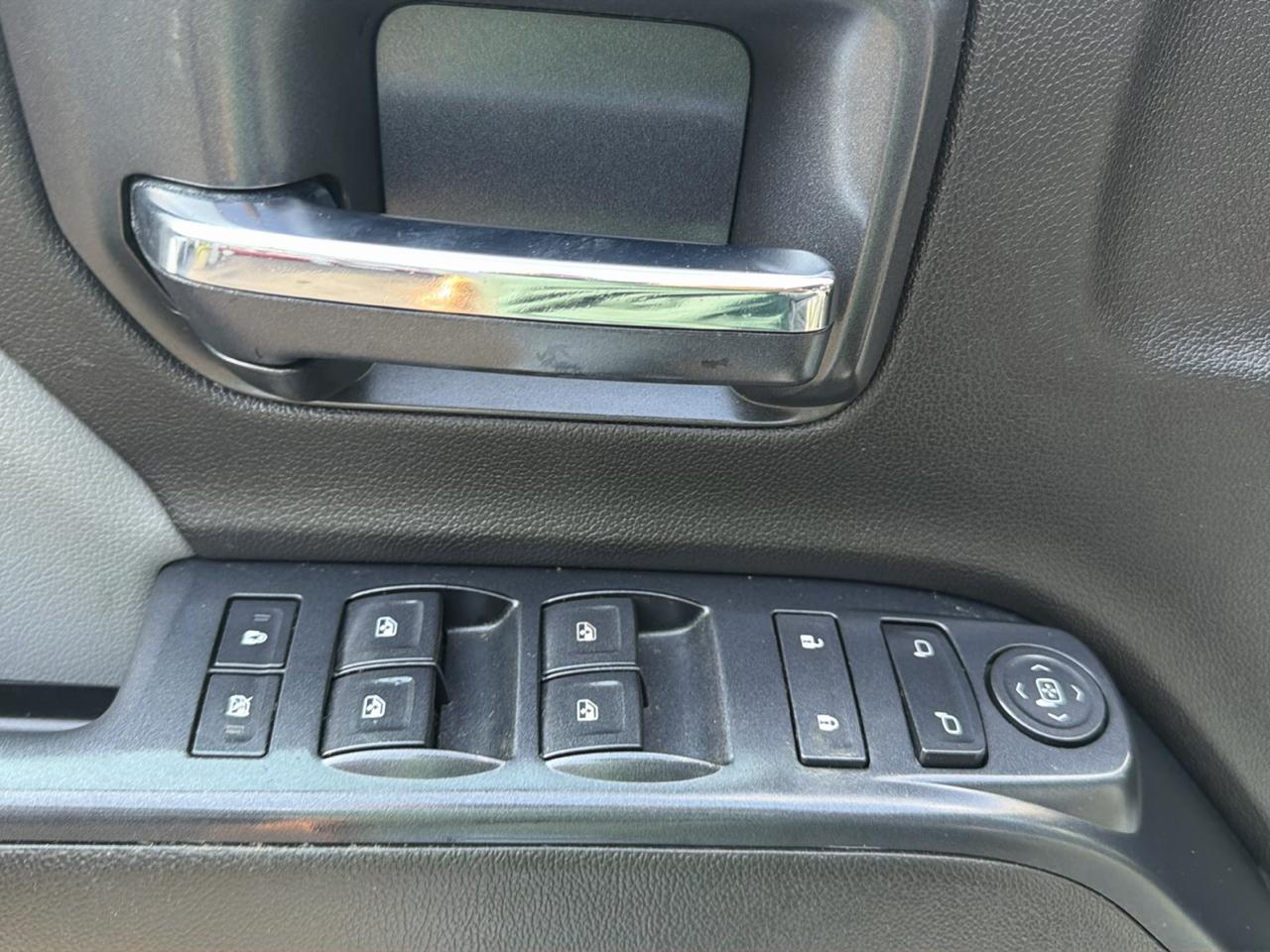 Chevrolet Silverado 1500 4WD Double Cab 143.5" Custom 2016