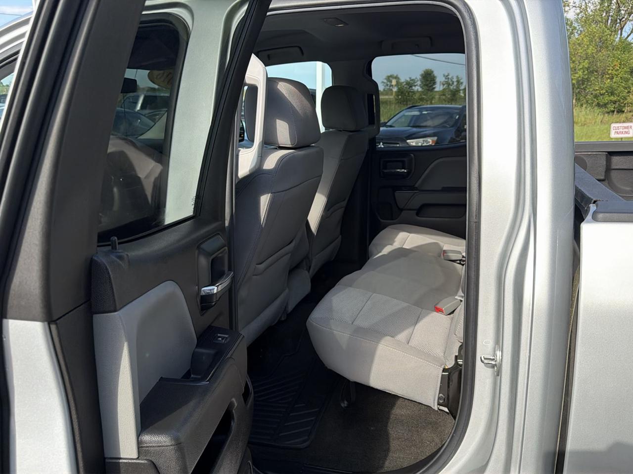 Chevrolet Silverado 1500 4WD Double Cab 143.5" Custom 2016