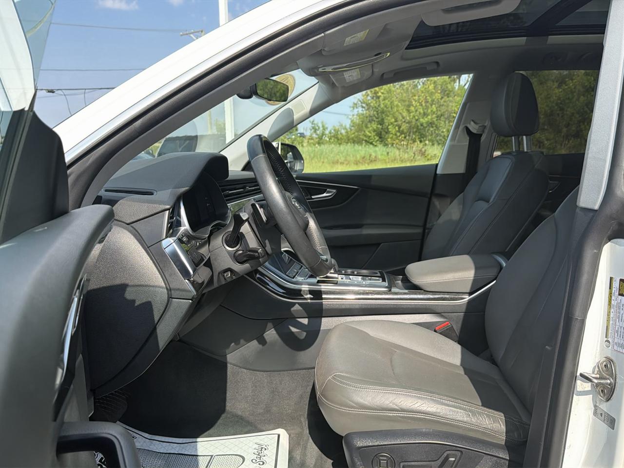 Audi Q8 Premium Plus 55 TFSI quattro 2019