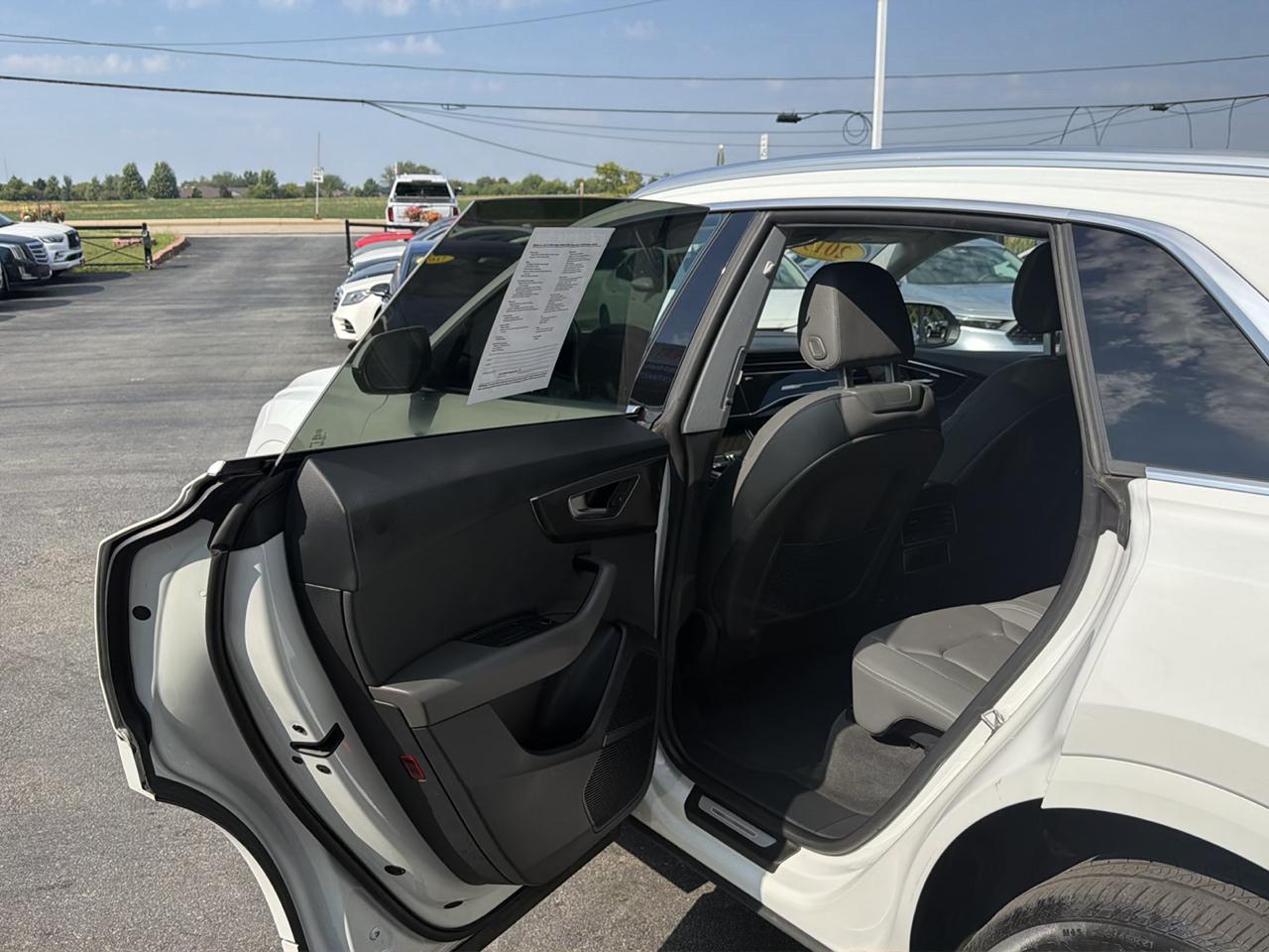 Audi Q8 Premium Plus 55 TFSI quattro 2019