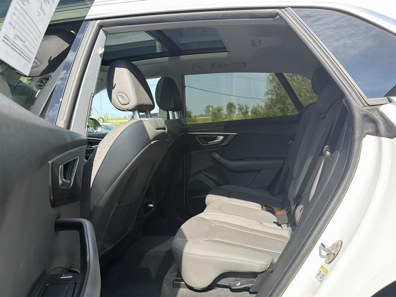 Audi Q8 Premium Plus 55 TFSI quattro 2019