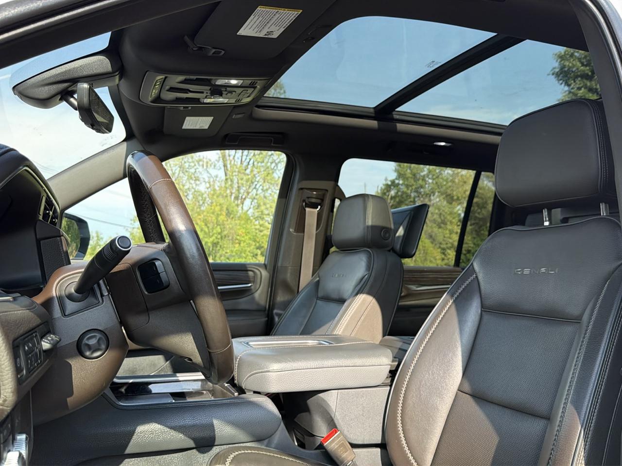 GMC Yukon XL 4WD 4dr Denali 2021