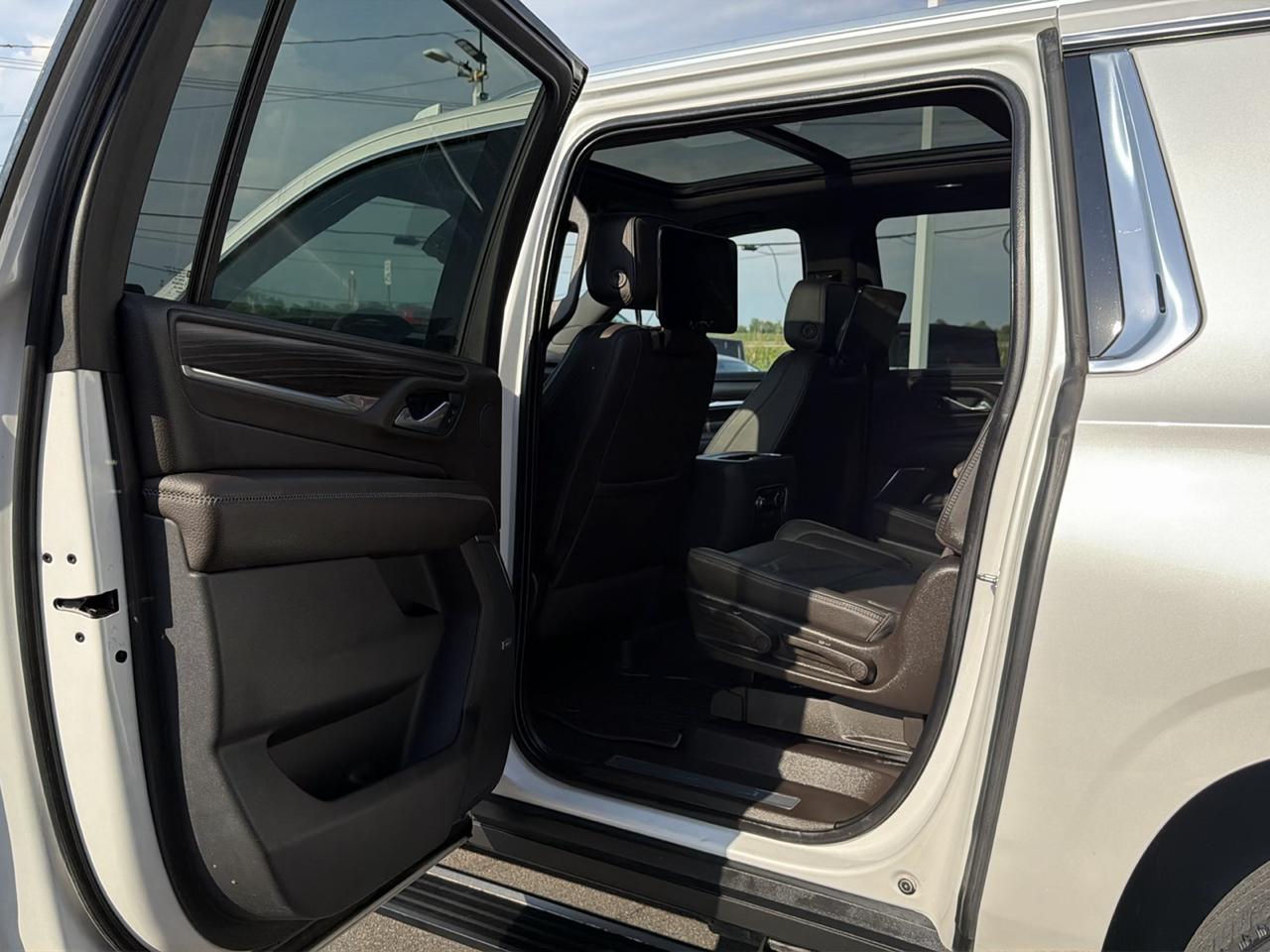 GMC Yukon XL 4WD 4dr Denali 2021