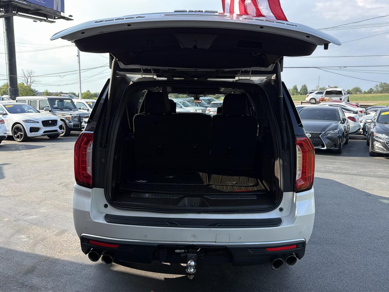 GMC Yukon XL 4WD 4dr Denali 2021