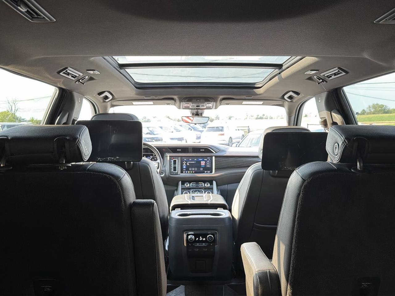 GMC Yukon XL 4WD 4dr Denali 2021