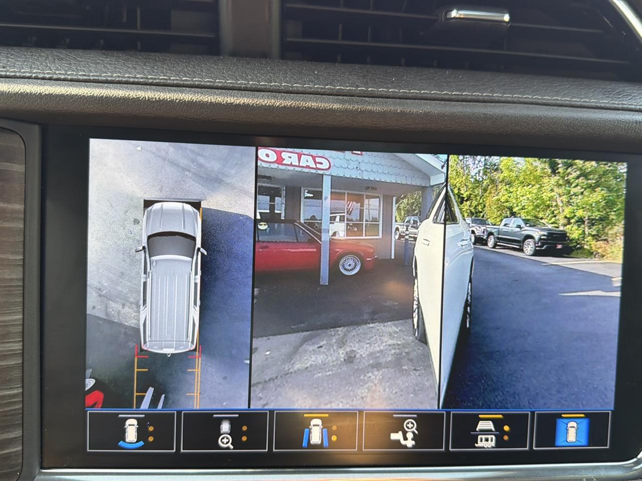 GMC Yukon XL 4WD 4dr Denali 2021
