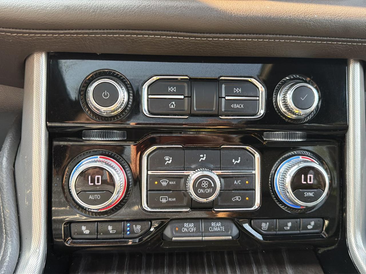 GMC Yukon XL 4WD 4dr Denali 2021
