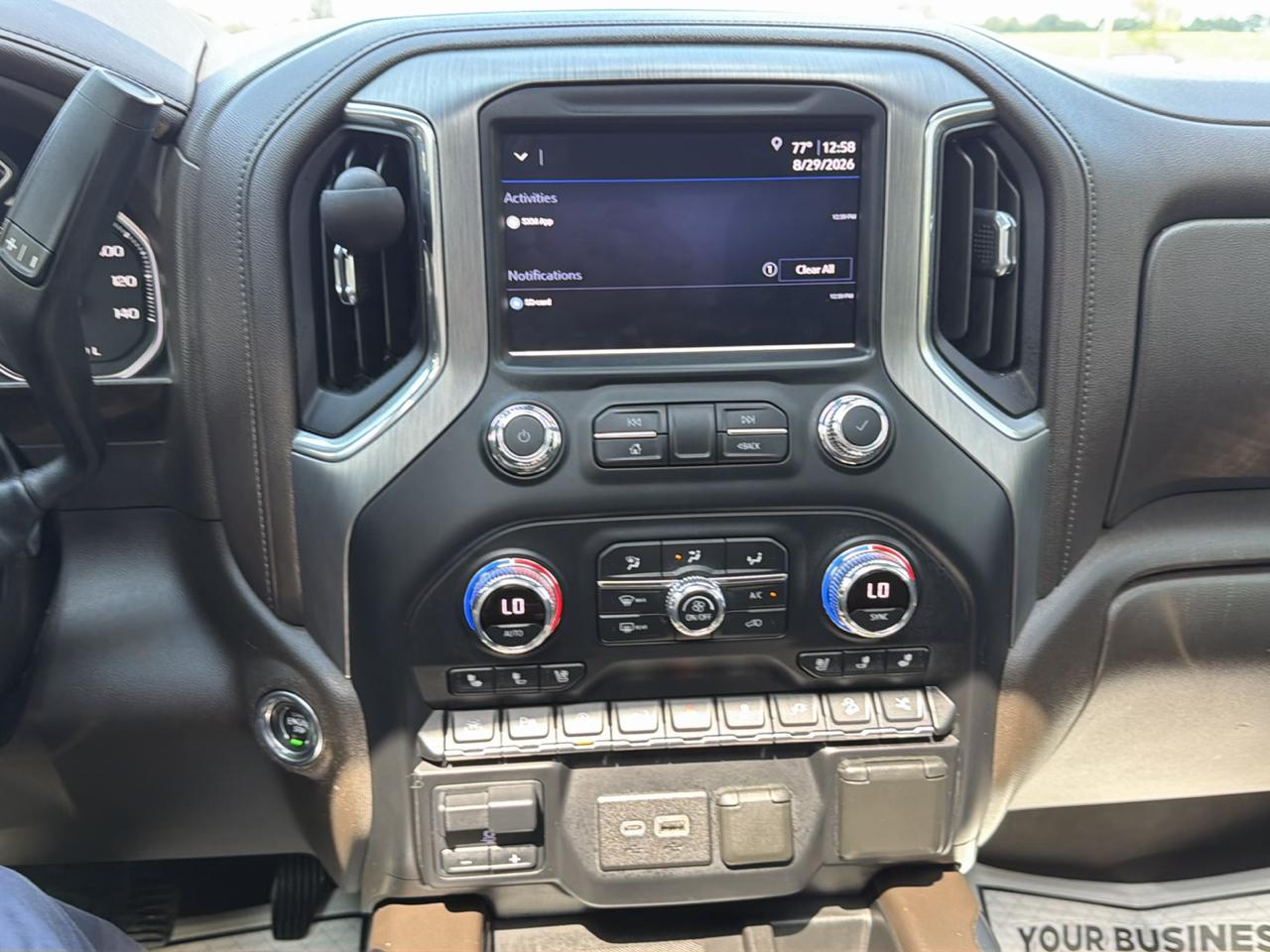 GMC Sierra 1500 4WD Crew Cab 147" Denali 2020