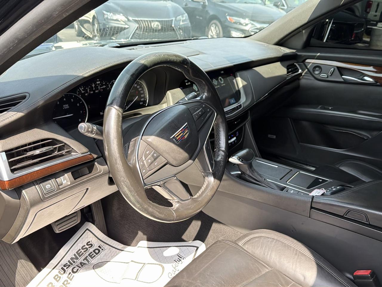 Cadillac CT6 4dr Sdn 2.0L Turbo RWD 2018