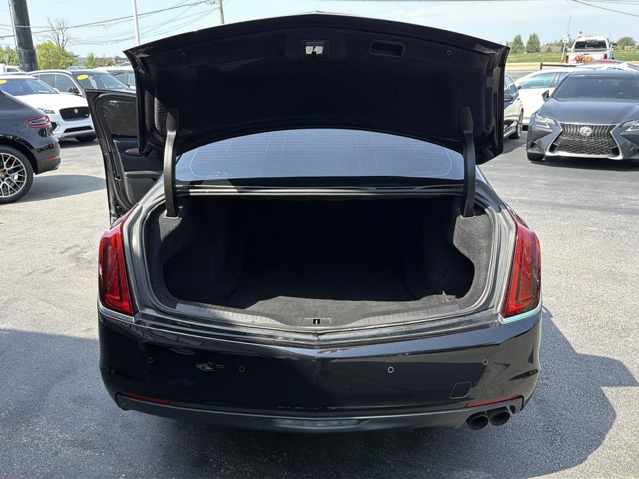 Cadillac CT6 4dr Sdn 2.0L Turbo RWD 2018