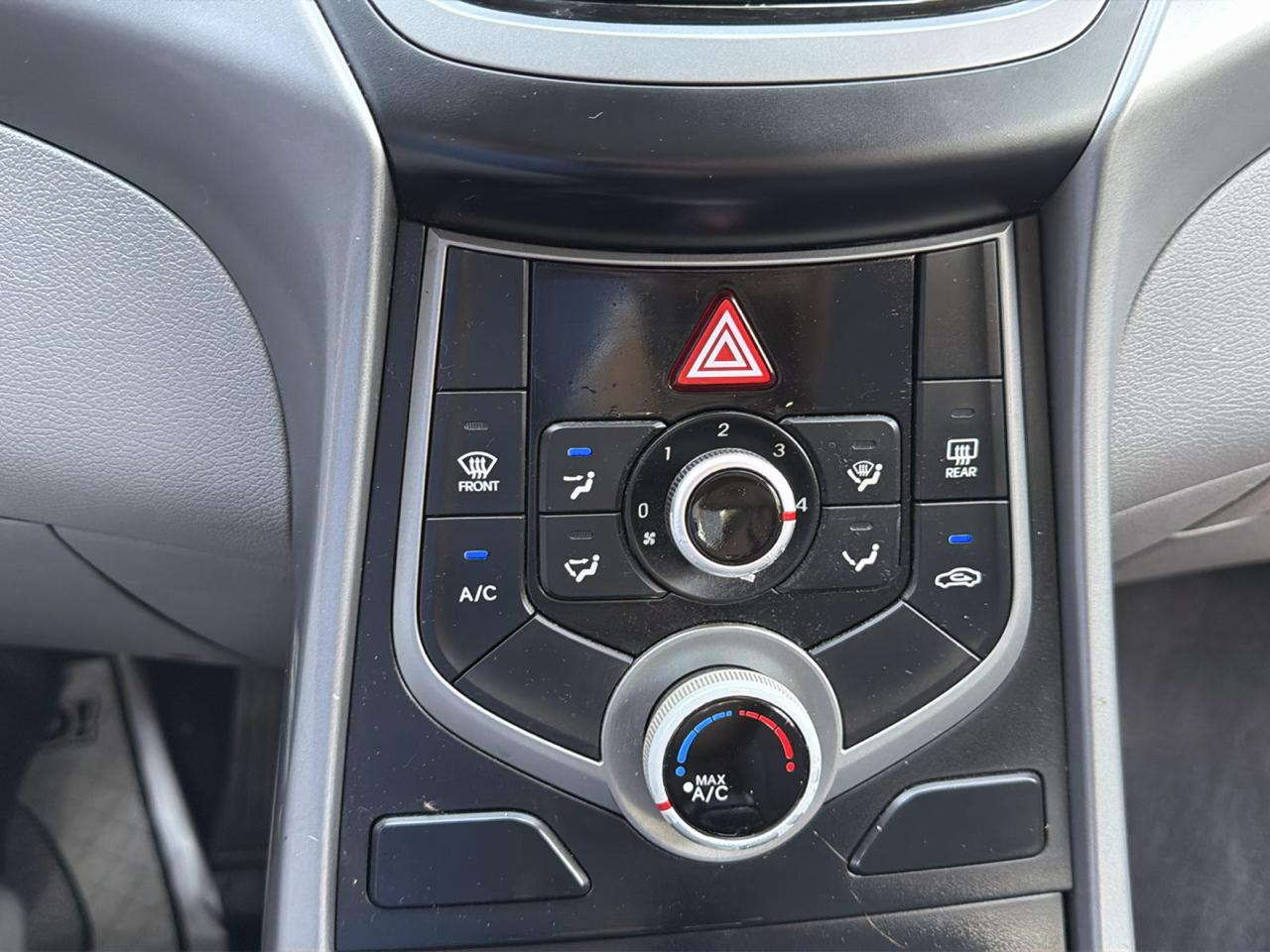 Hyundai Elantra 4dr Sdn Auto SE (Ulsan Plant) 2016