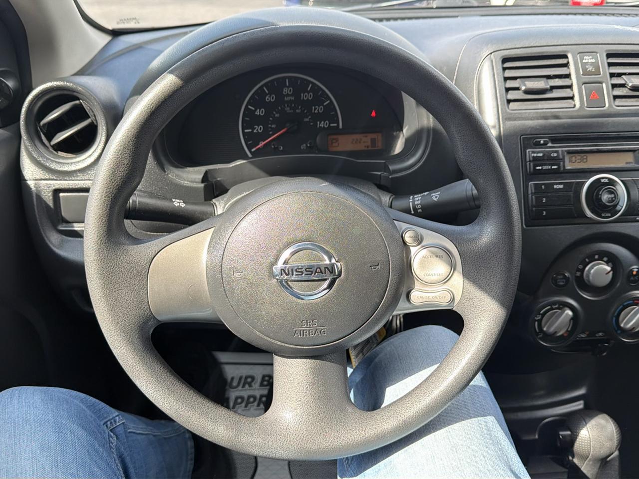 Nissan Versa 4dr Sdn CVT 1.6 S Plus 2013