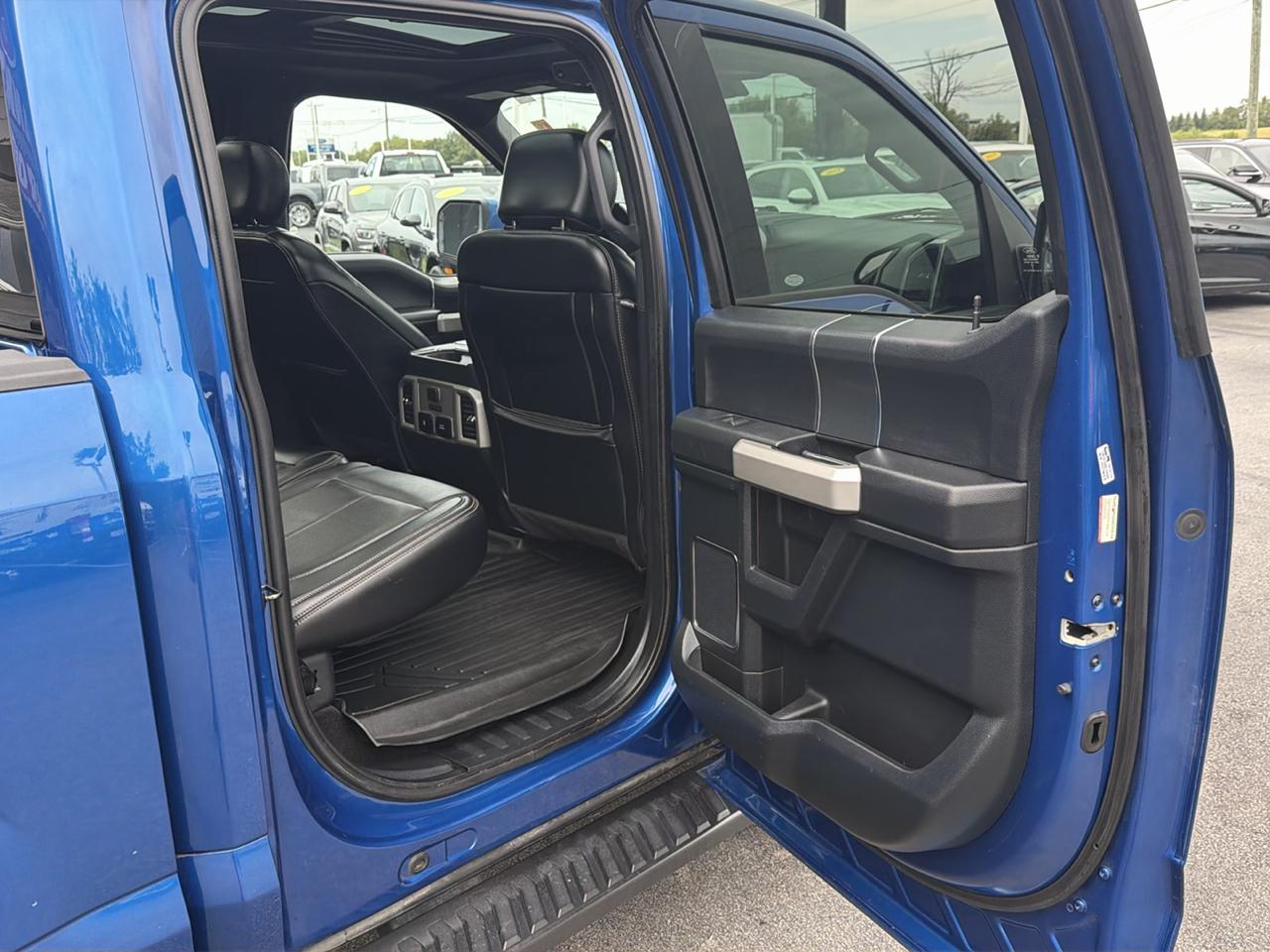 Ford F-150 Lariat 4WD SuperCrew 5.5' Box 2018