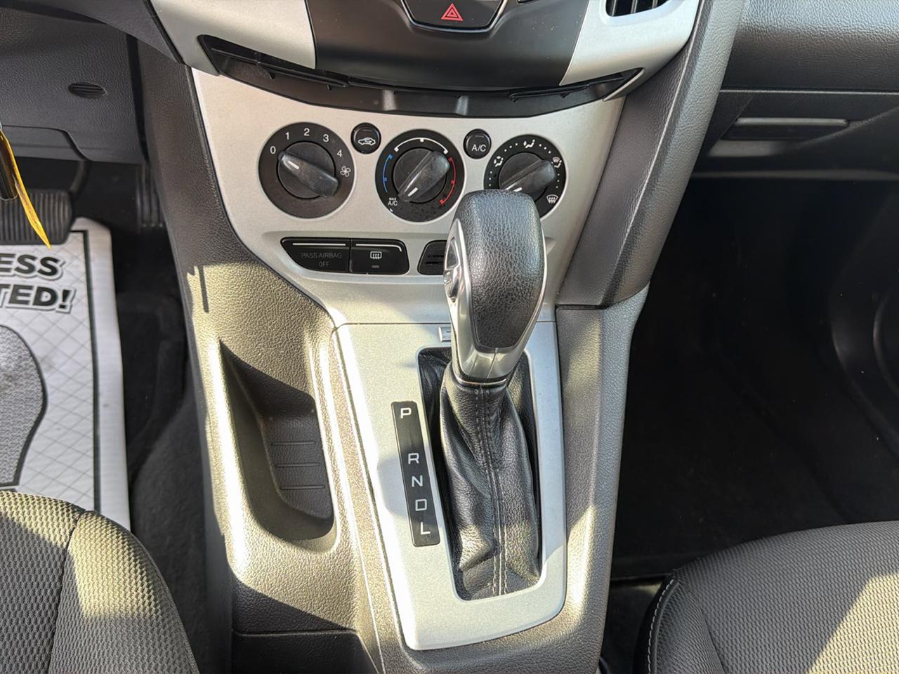 Ford Focus 5dr HB SE 2013