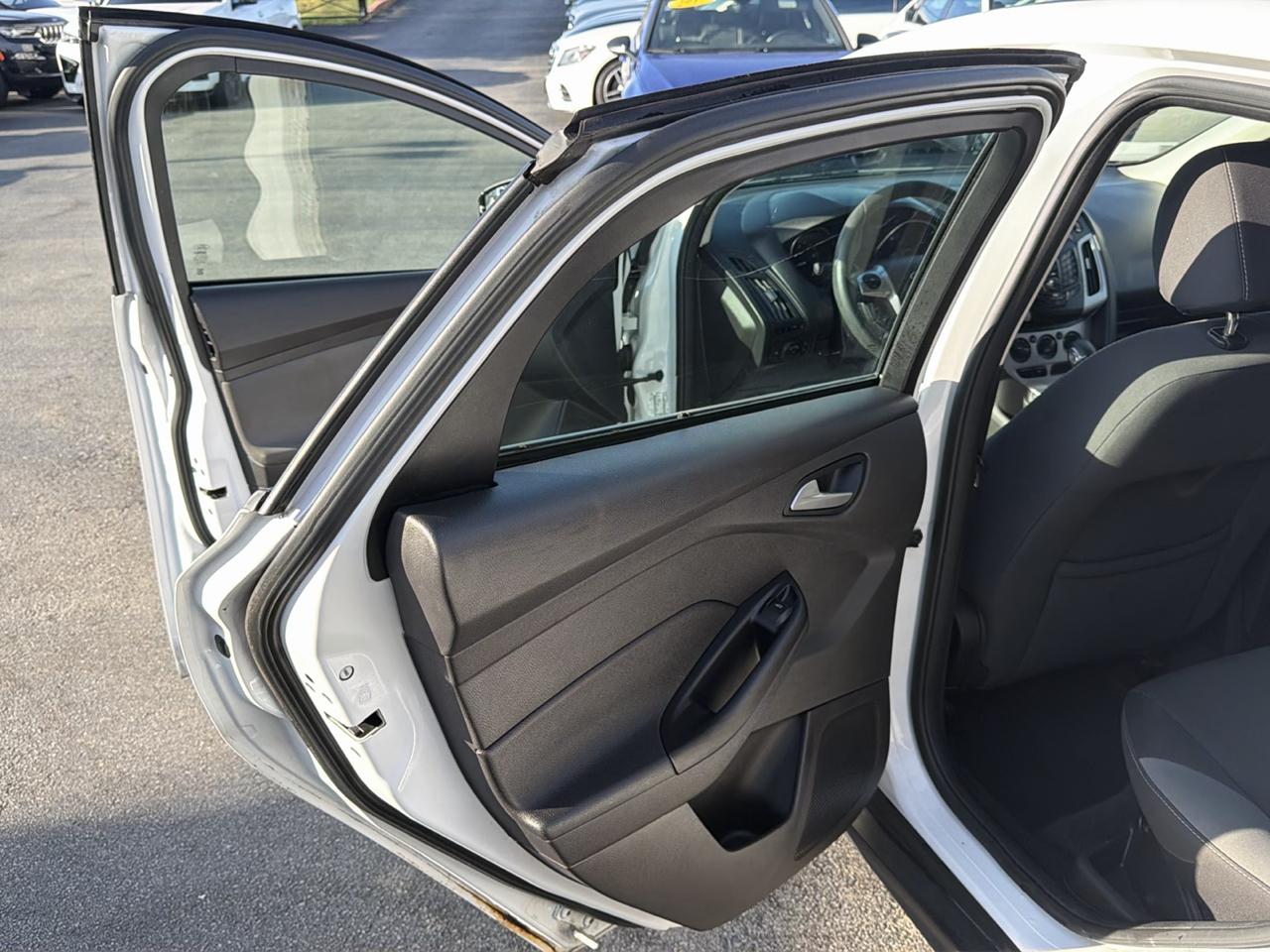 Ford Focus 5dr HB SE 2013