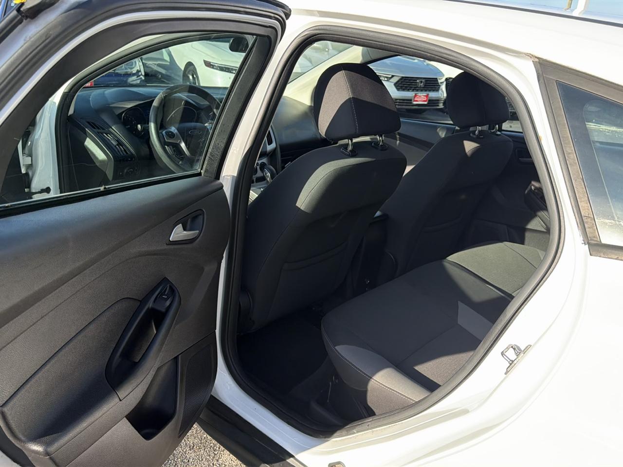 Ford Focus 5dr HB SE 2013