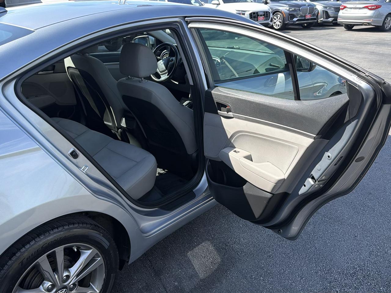 Hyundai Elantra SE 2.0L Auto (Alabama) *Ltd Avail* 2017