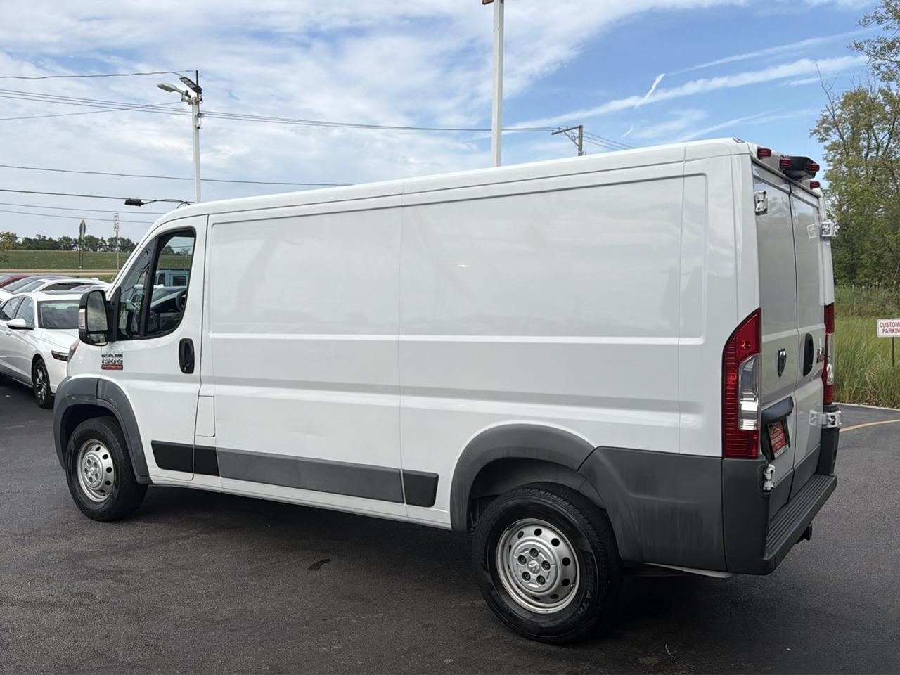 RAM ProMaster Cargo Van 1500 Low Roof 136" WB 2016