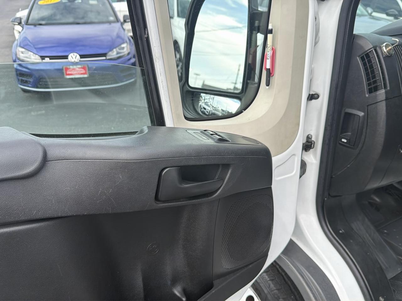 RAM ProMaster Cargo Van 1500 Low Roof 136" WB 2016