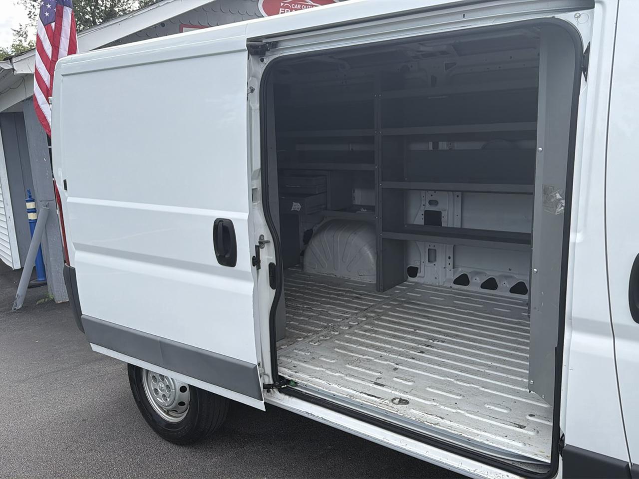RAM ProMaster Cargo Van 1500 Low Roof 136" WB 2016