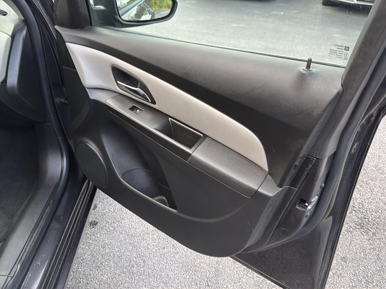 Chevrolet Cruze 4dr Sdn Auto LS 2014
