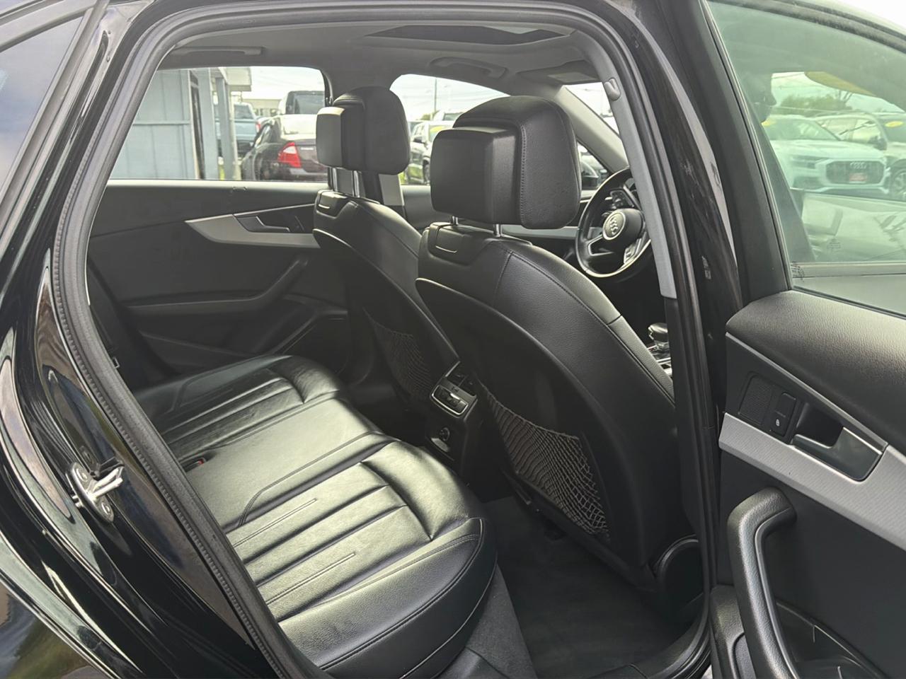 Audi A4 2.0 TFSI Auto Premium quattro AWD 2017