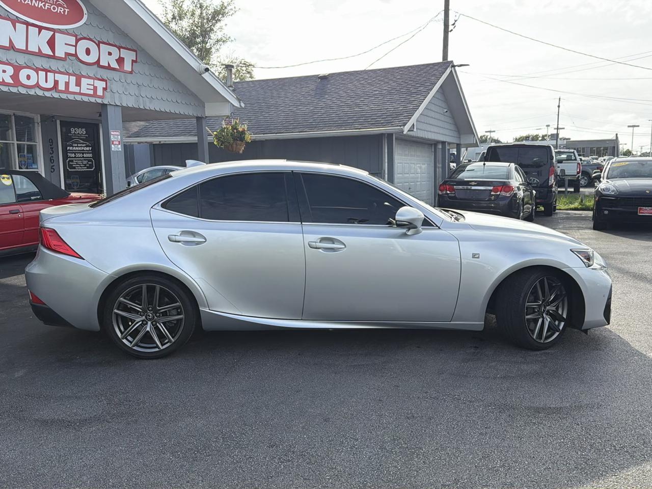 Lexus IS IS 300 RWD 2019