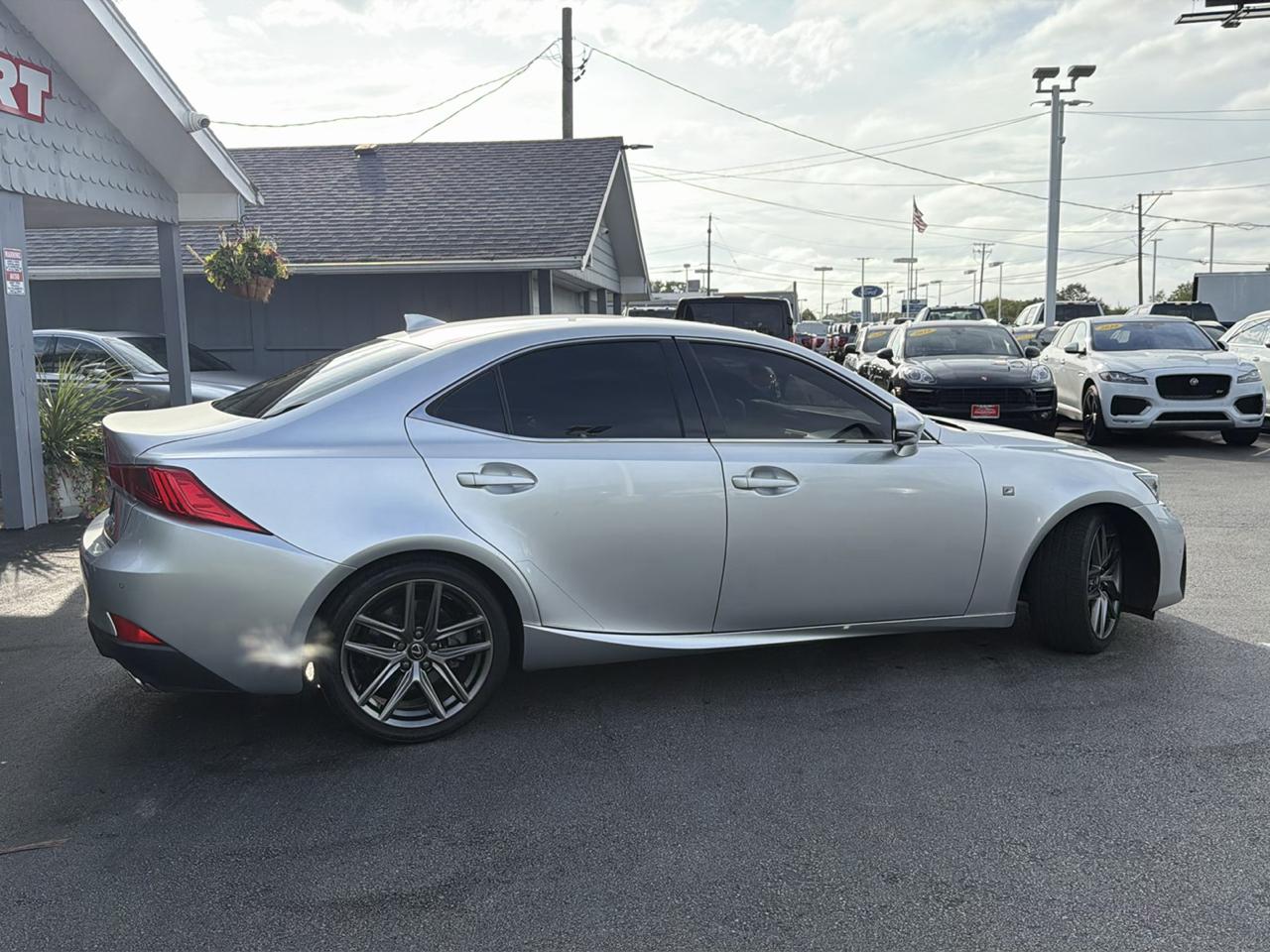Lexus IS IS 300 RWD 2019