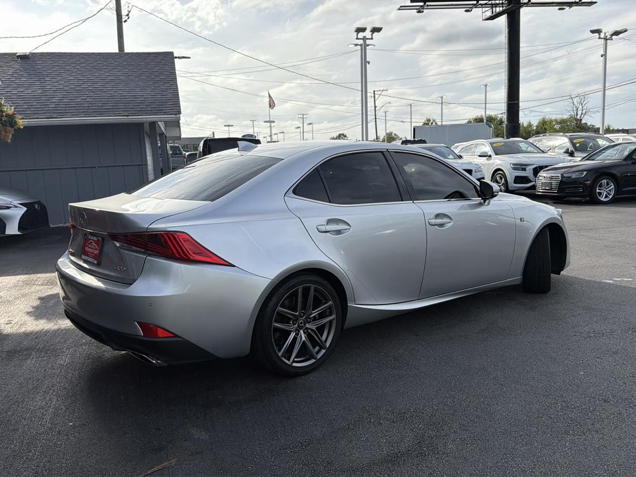 Lexus IS IS 300 RWD 2019