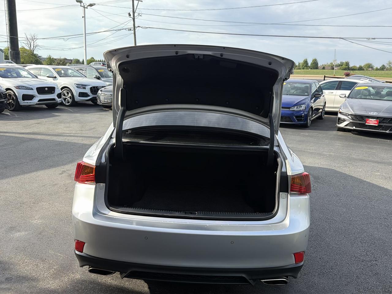 Lexus IS IS 300 RWD 2019