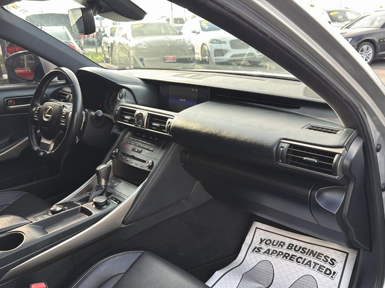 Lexus IS IS 300 RWD 2019