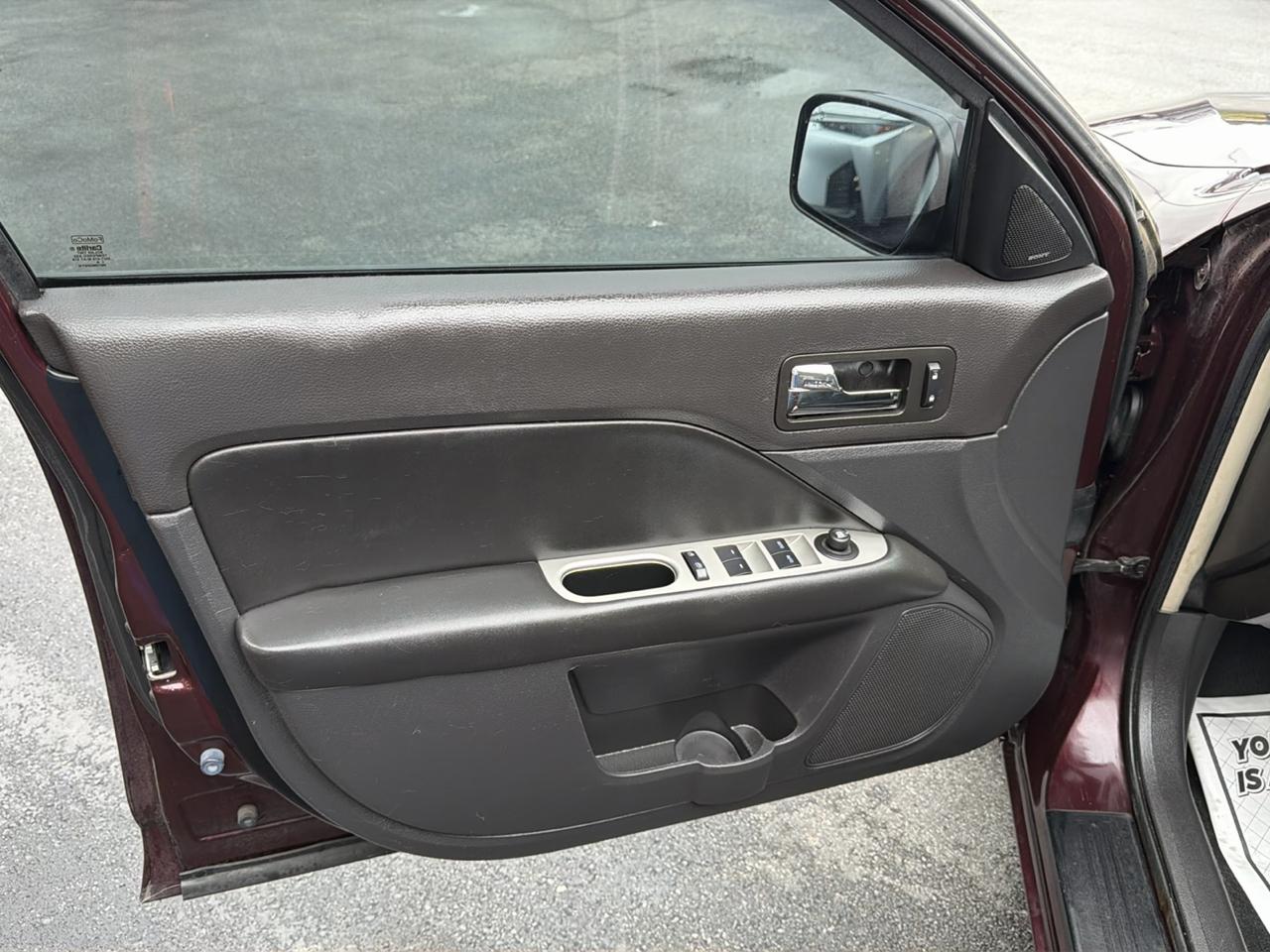 Ford Fusion 4dr Sdn SEL FWD 2011