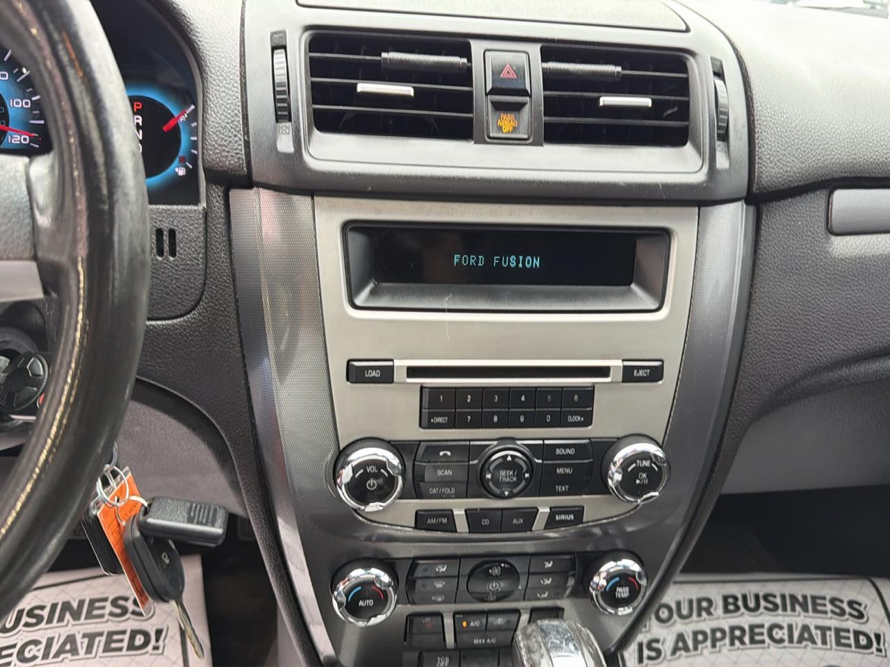 Ford Fusion 4dr Sdn SEL FWD 2011