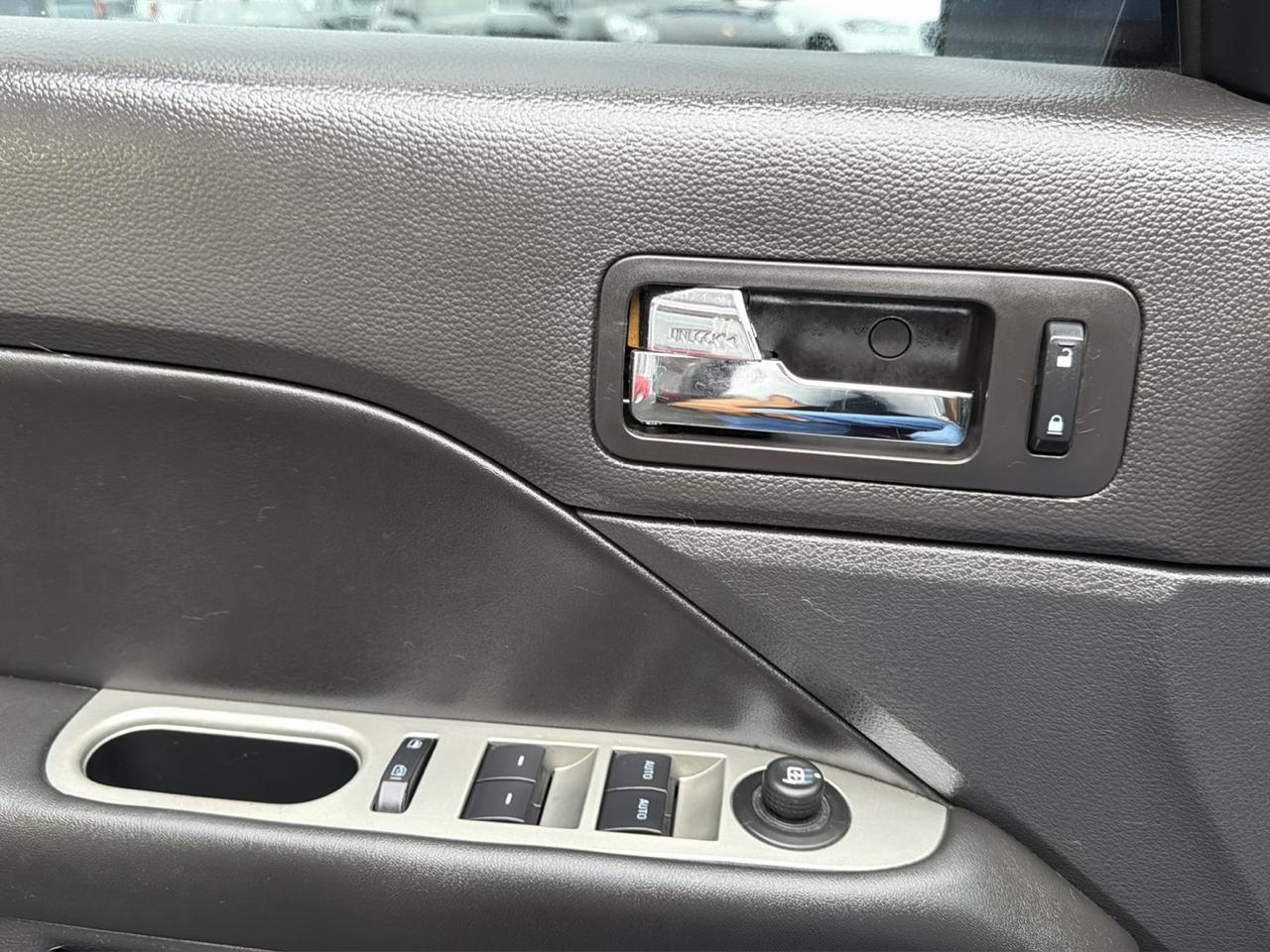 Ford Fusion 4dr Sdn SEL FWD 2011