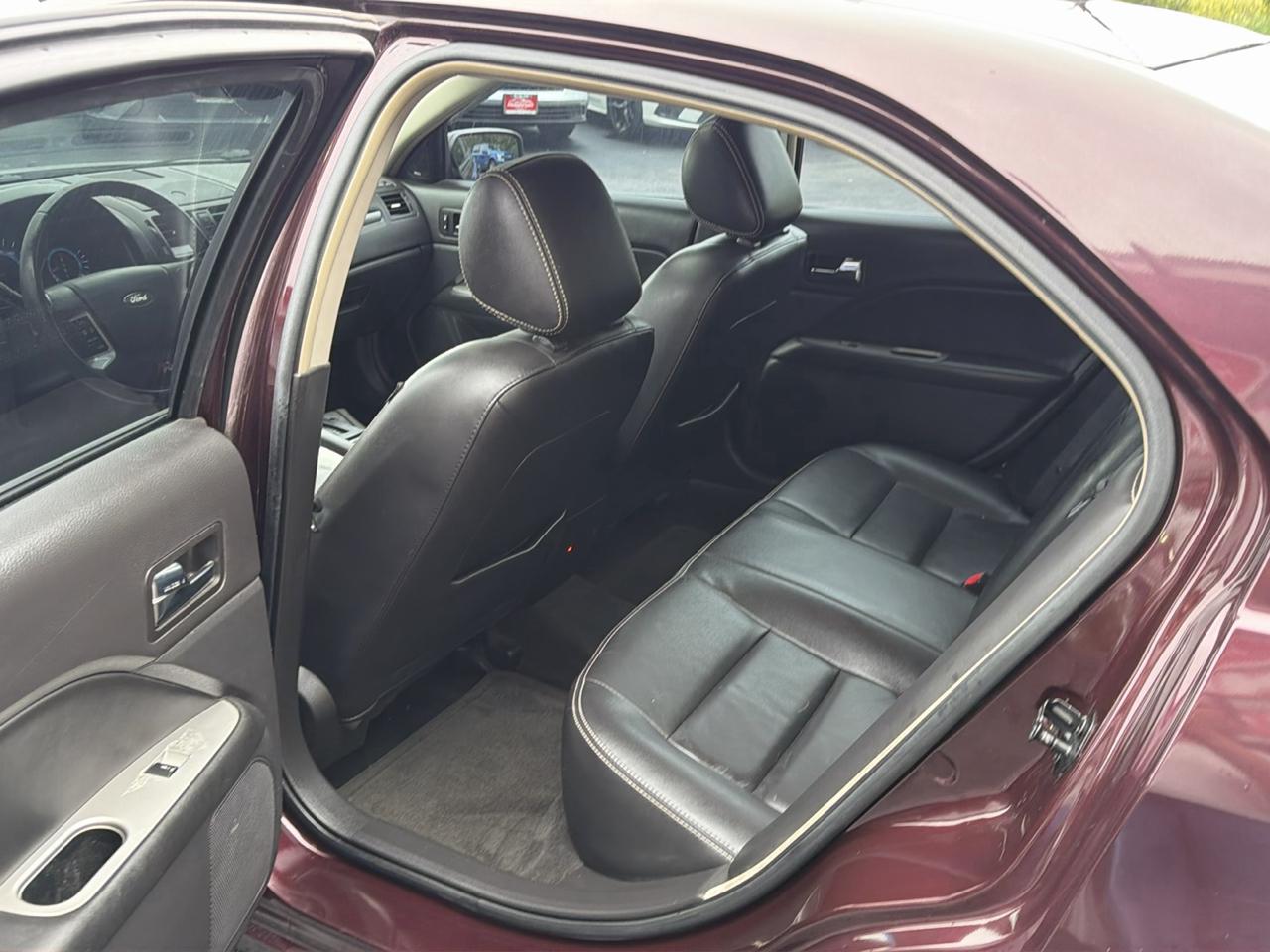 Ford Fusion 4dr Sdn SEL FWD 2011