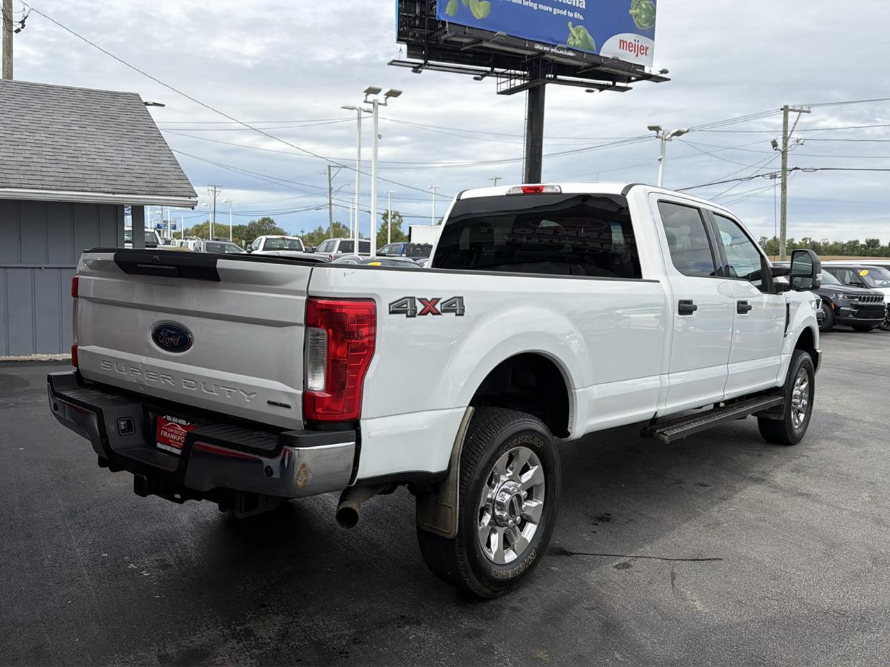 Ford Super Duty F-350 SRW Crew Cab 176" WB XLT 4WD 2019