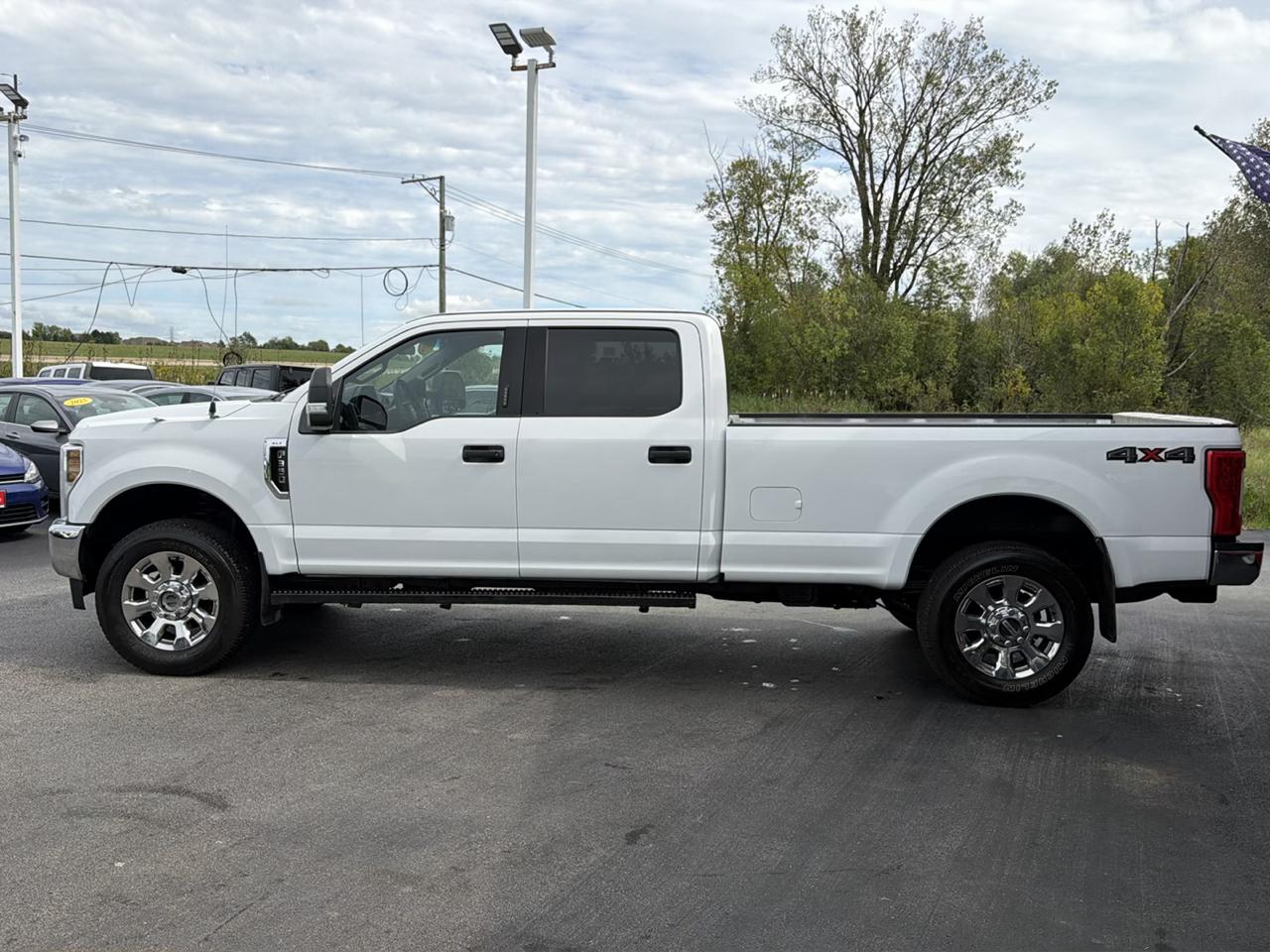 Ford Super Duty F-350 SRW Crew Cab 176" WB XLT 4WD 2019