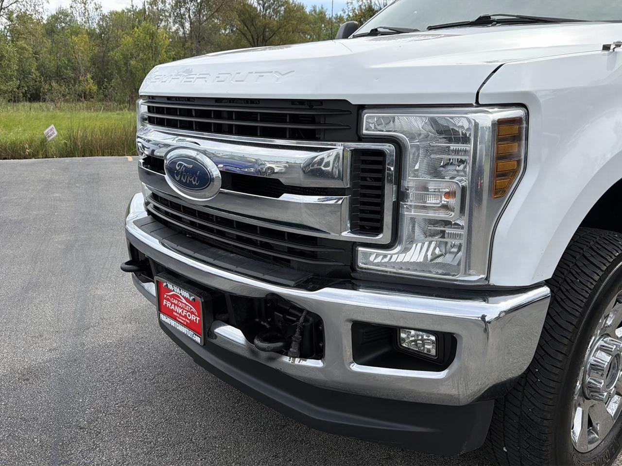 Ford Super Duty F-350 SRW Crew Cab 176" WB XLT 4WD 2019