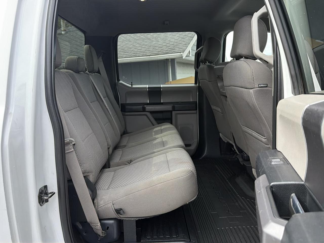 Ford Super Duty F-350 SRW Crew Cab 176" WB XLT 4WD 2019
